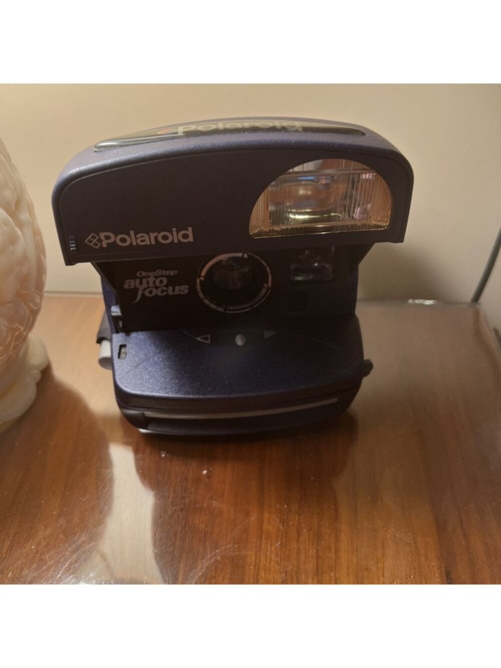 Vintage, Polaroid OneStep 600 AutoFocus Broken Strap Handle Camera,Untested